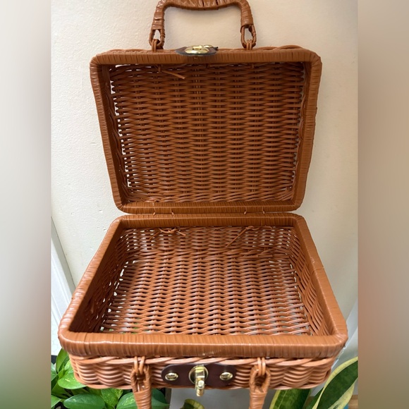 Brown Woven Wicker Storage Basket - Picture 8 of 13